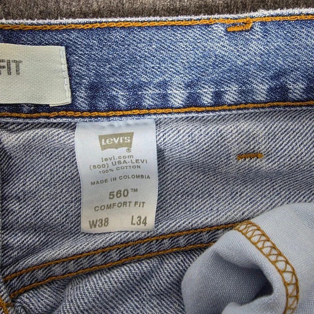Levis 560 Comfort Fit Jeans Mens 36x33 Blue Medium Wash Tapered Leg‎ Denim Y2K